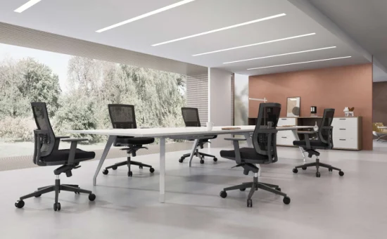 Chaise de bureau de conception d'usine d'OEM Foshan 4D accoudoirs réglables chaise ergonomique à dossier haut